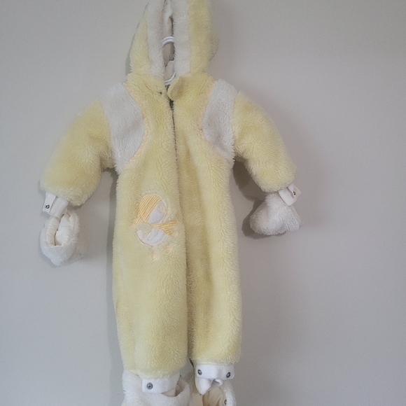 Vintage Yellow and white baby bear snowsuit 18-24months made in Canada - Picture 13 of 16
